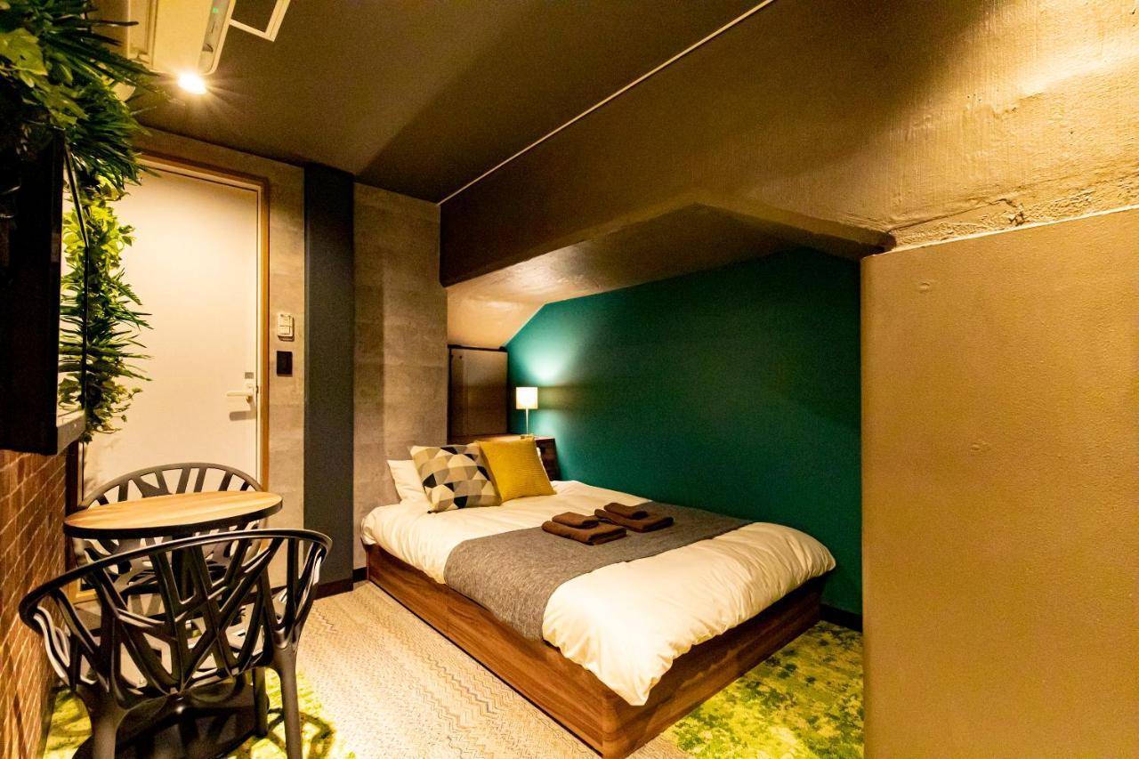Under Railway Hotel Akihabara Tokyo Exterior photo